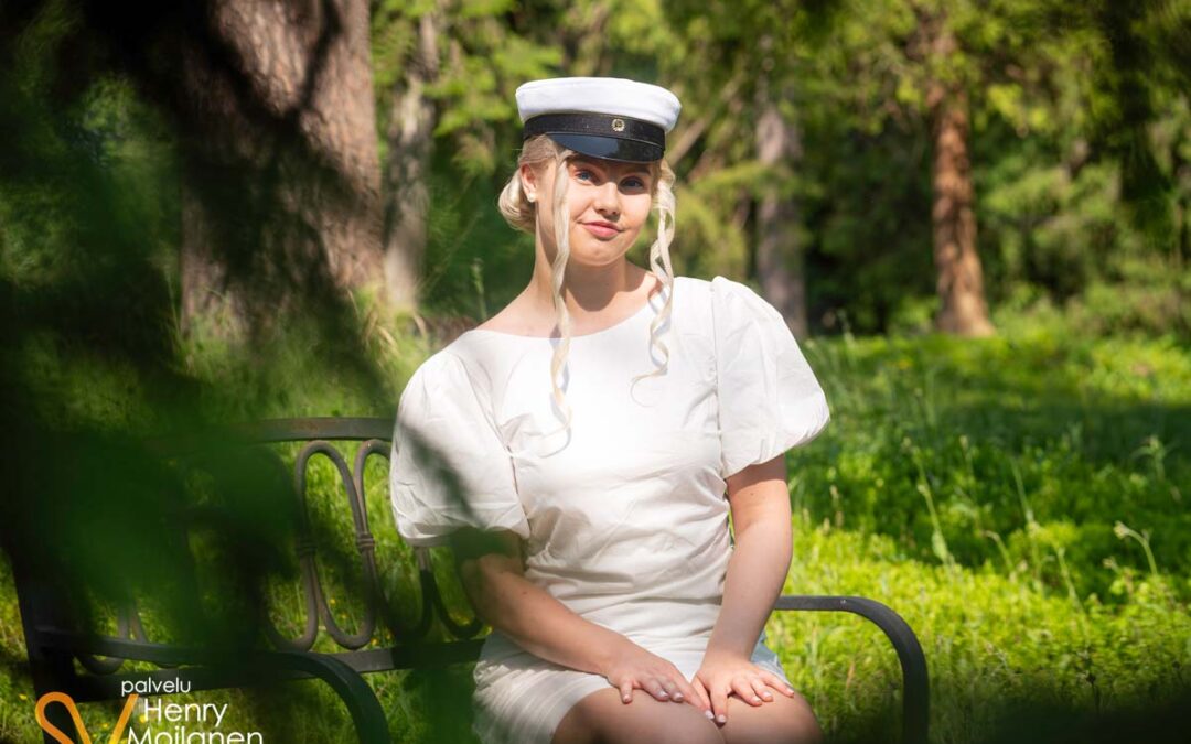 Mitä tulee ottaa huomioon, kun tilaat ylioppilaskuvauksen